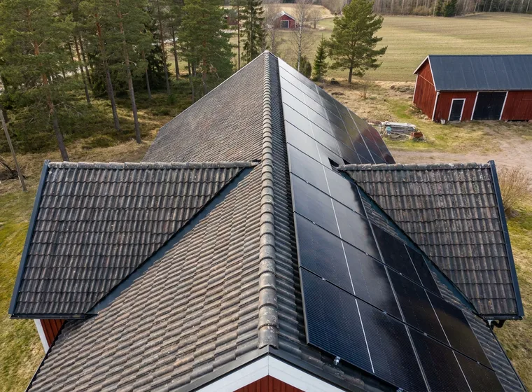 Solpaneler på taket